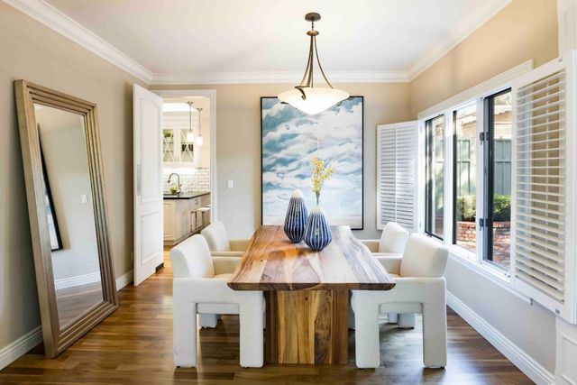 11 Chateau Drive, Menlo Park, CA 94025