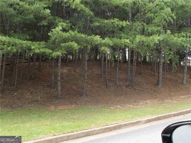 3533 Lake Ridge Drive, Gainesville, GA 30506