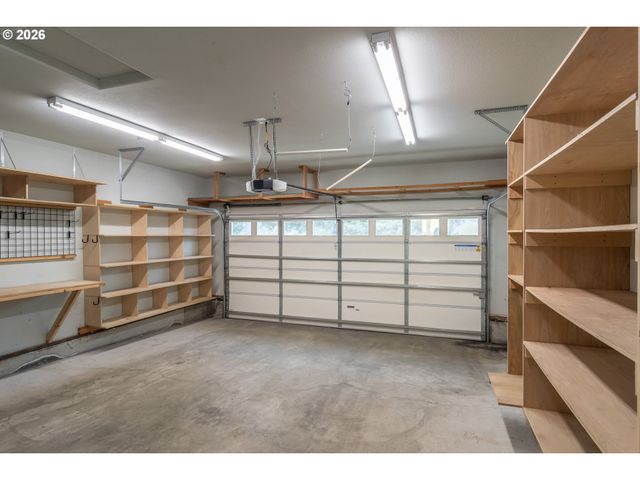 4509 RIDENOUR St, Roseburg, OR 97470