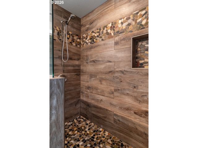 4509 RIDENOUR St, Roseburg, OR 97470