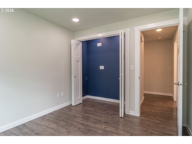 4509 RIDENOUR St, Roseburg, OR 97470