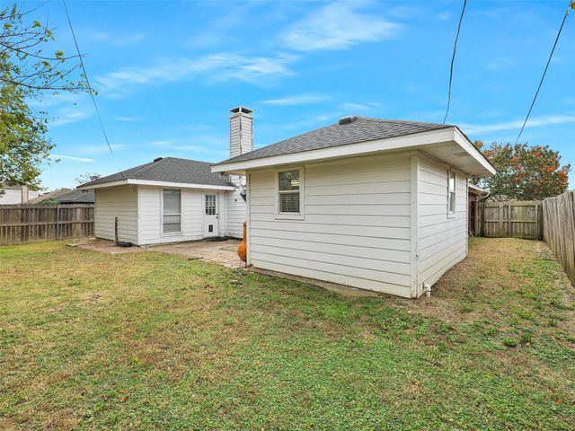 824 Brookhaven Drive, Royse City, TX 75189