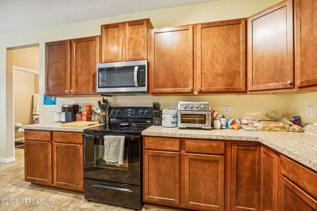 6315 TRIMPE Lane, Jacksonville, FL 32222