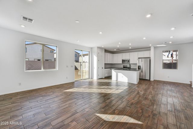 7423 W CAVALIER Drive, Glendale, AZ 85303