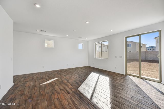 7423 W CAVALIER Drive, Glendale, AZ 85303