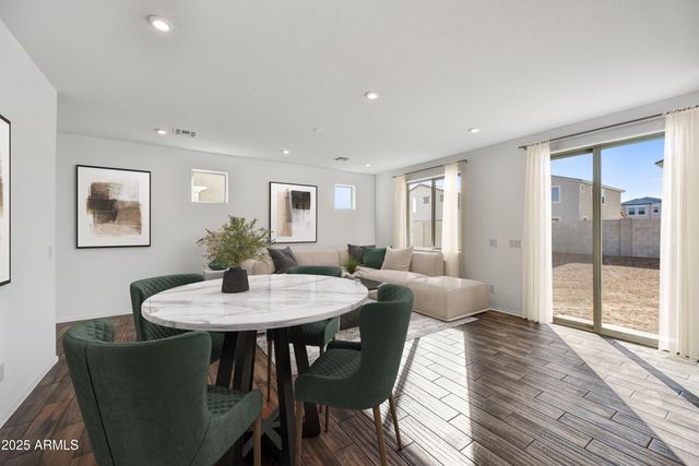 7423 W CAVALIER Drive, Glendale, AZ 85303