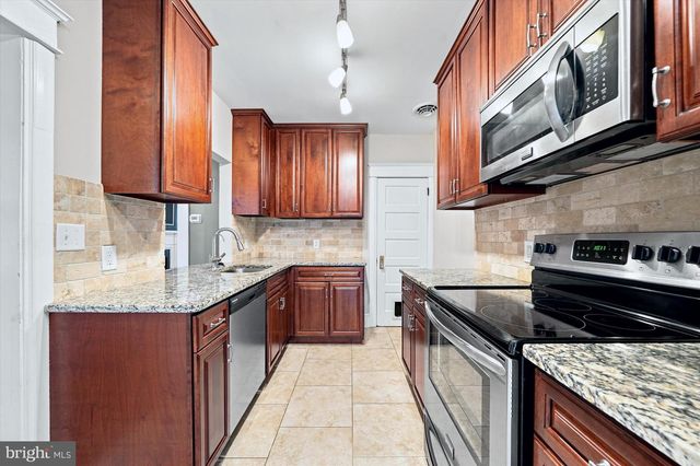 1212 SHALLCROSS AVE, Wilmington, DE 19806