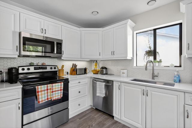 235 SW 29th Avenue, Delray Beach, FL 33445