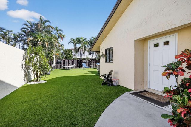 235 SW 29th Avenue, Delray Beach, FL 33445