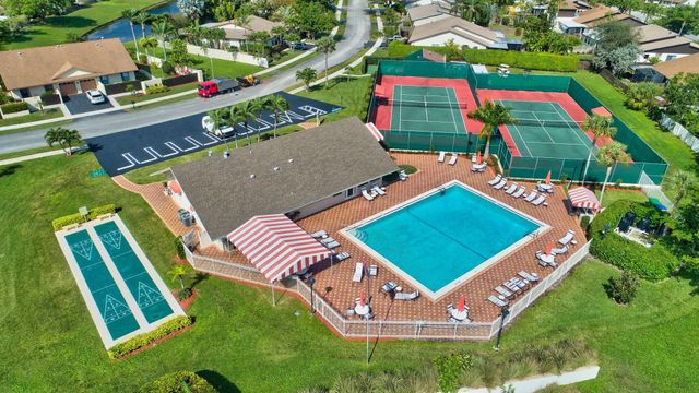 235 SW 29th Avenue, Delray Beach, FL 33445