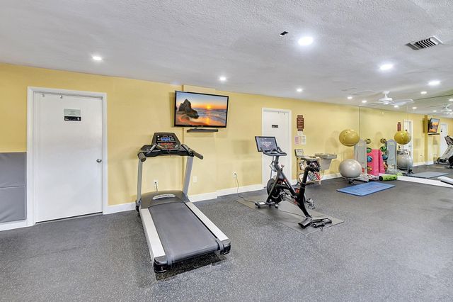 235 SW 29th Avenue, Delray Beach, FL 33445