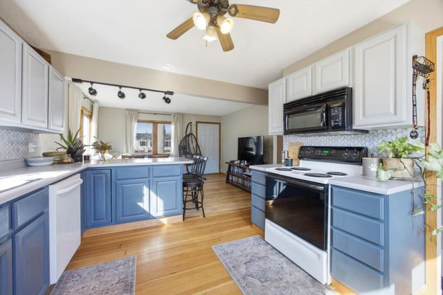 1613 10th Street N, Fargo, ND 58102