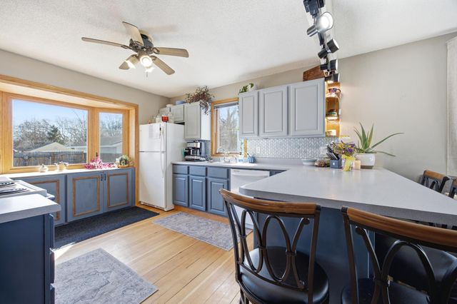 1613 10th Street N, Fargo, ND 58102