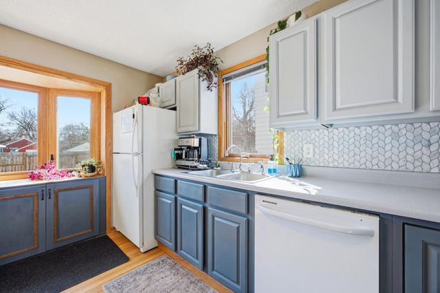 1613 10th Street N, Fargo, ND 58102