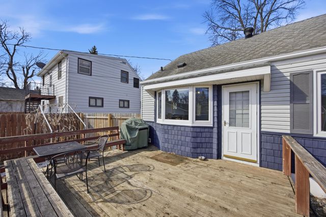 1613 10th Street N, Fargo, ND 58102