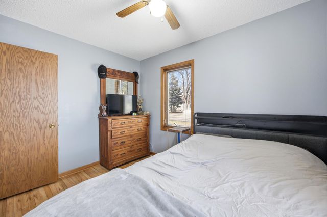 1613 10th Street N, Fargo, ND 58102