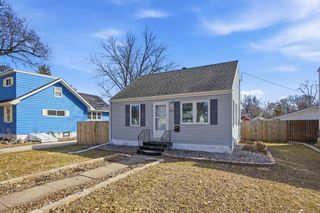 1613 10th Street N, Fargo, ND 58102