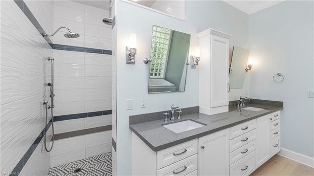 8558 S Lake CIR, Fort Myers, FL 33908