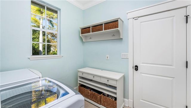 8558 S Lake CIR, Fort Myers, FL 33908