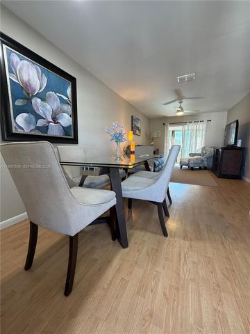 1832 Sunny Drive d-32, Bradenton, FL 34207