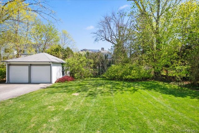 337 Heathcote Road, Scarsdale, NY 10583