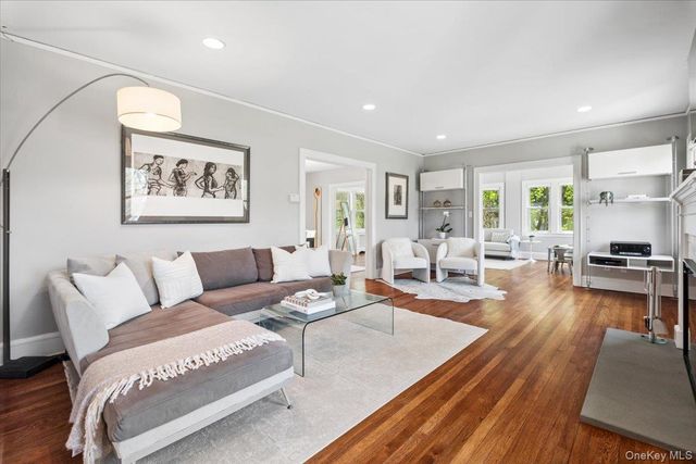 337 Heathcote Road, Scarsdale, NY 10583