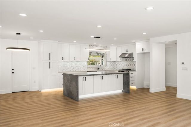 2932 Pemba Drive, Costa Mesa, CA 92626