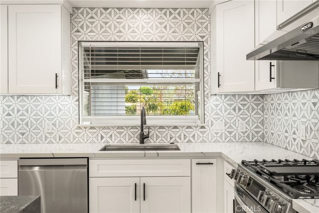 2932 Pemba Drive, Costa Mesa, CA 92626