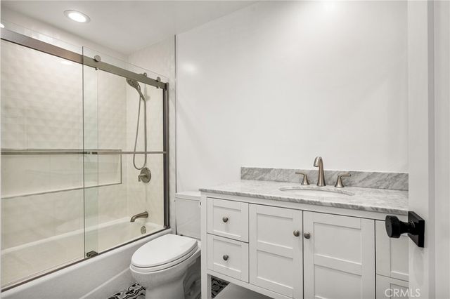 2932 Pemba Drive, Costa Mesa, CA 92626