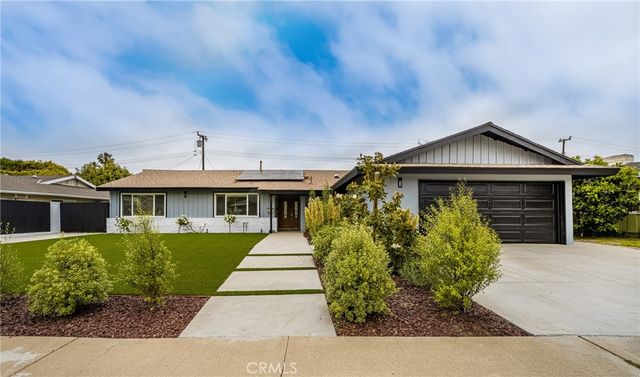 2932 Pemba Drive, Costa Mesa, CA 92626