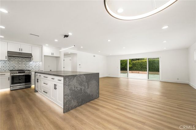 2932 Pemba Drive, Costa Mesa, CA 92626