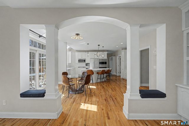 7 Caleb Court, Guilford, CT 06437