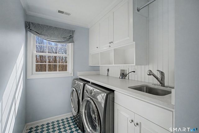 7 Caleb Court, Guilford, CT 06437