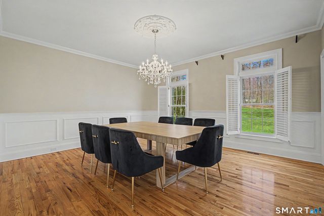 7 Caleb Court, Guilford, CT 06437