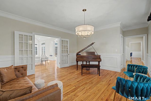 7 Caleb Court, Guilford, CT 06437