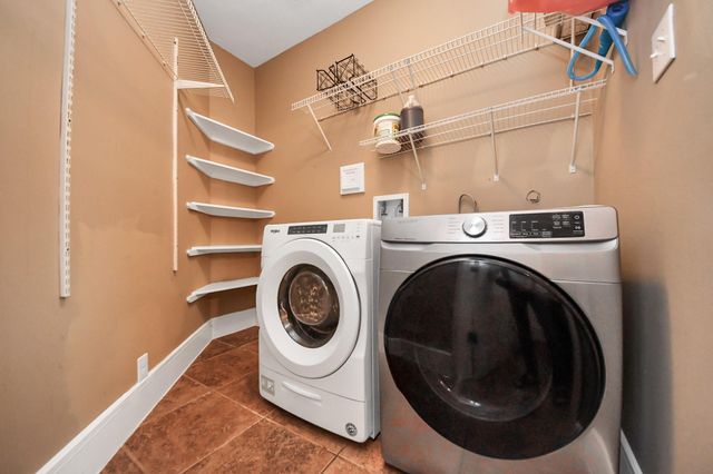 3613 Pine Valley Drive, Pearland, TX 77581