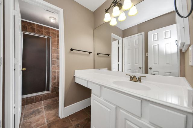 3613 Pine Valley Drive, Pearland, TX 77581