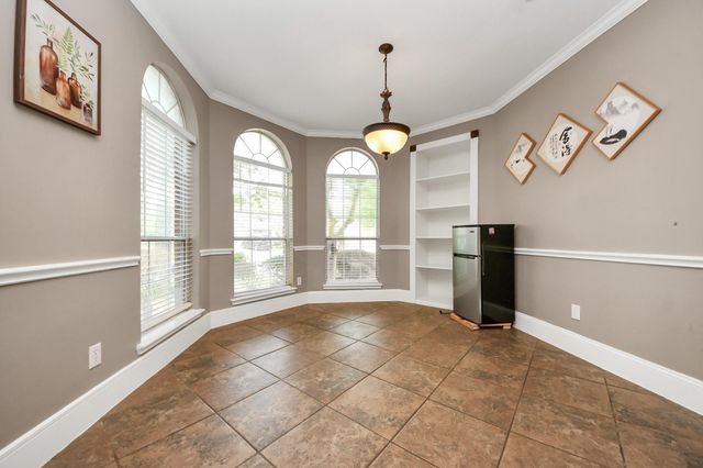 3613 Pine Valley Drive, Pearland, TX 77581