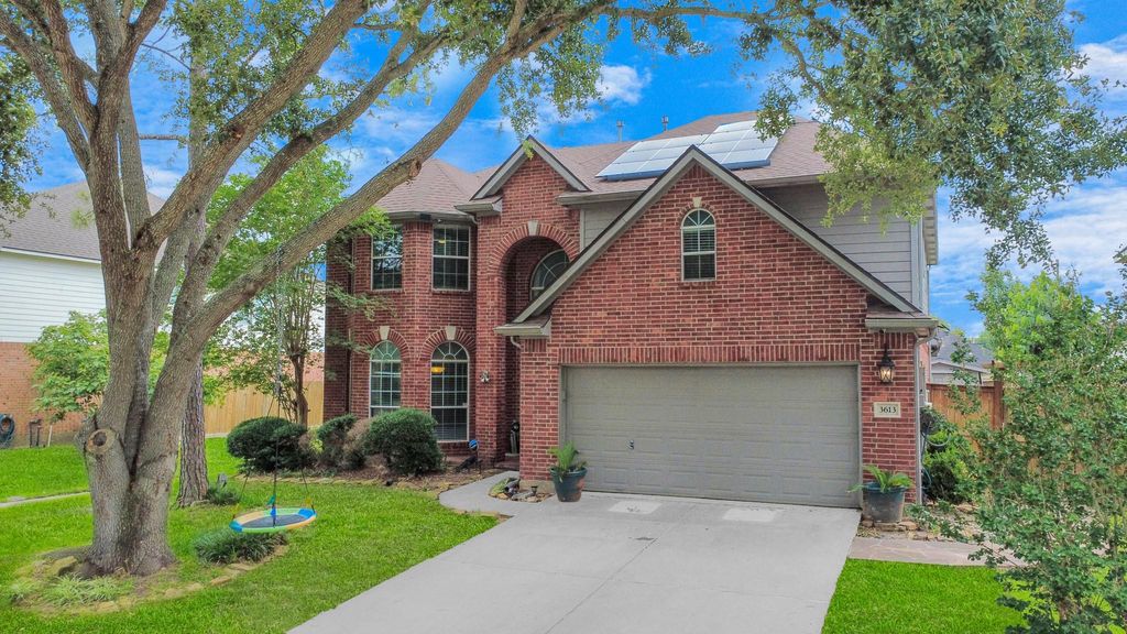 3613 Pine Valley Drive, Pearland, TX 77581