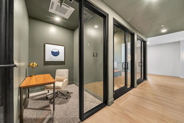 80 Constitution Ave Unit 320, Portsmouth, NH 03801