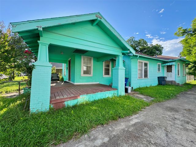 707 W Brooklyn Avenue, Dallas, TX 75208