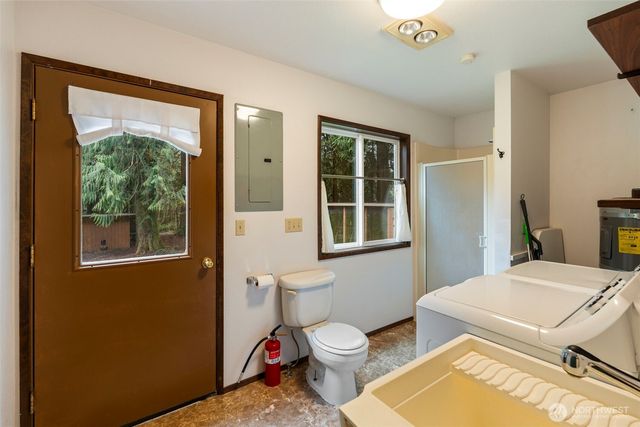 209 Alpha Way, Onalaska, WA 98570