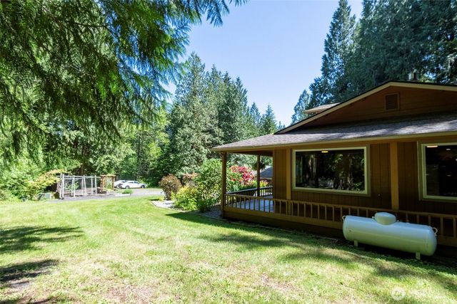 209 Alpha Way, Onalaska, WA 98570