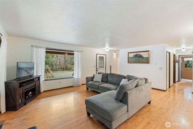 209 Alpha Way, Onalaska, WA 98570