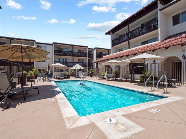 5334 Lindley Avenue 219, Encino, CA 91316