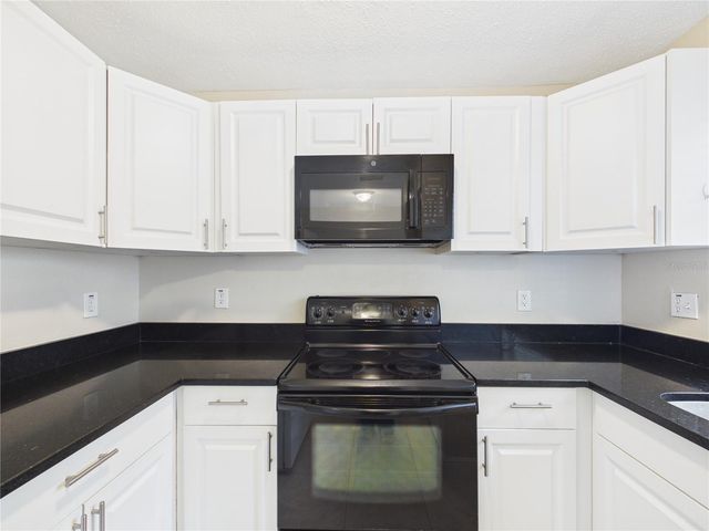 2800 E 113TH AVENUE 213, Tampa, FL 33612