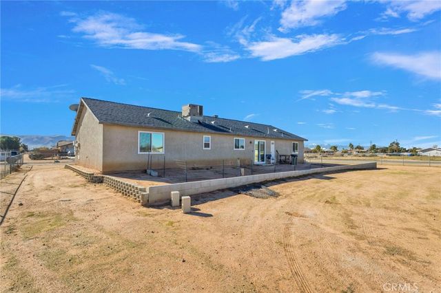 22186 Pahute, Apple Valley, CA 92308