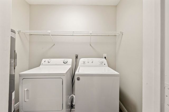 2387 Gregory Drive, Tallahassee, FL 32303