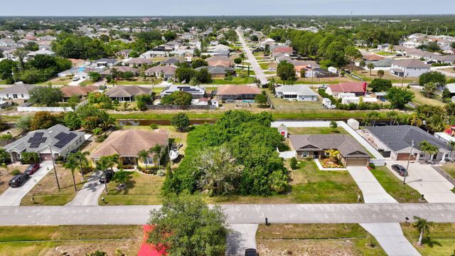 373 SW Millard Drive, Port St Lucie, FL 34953