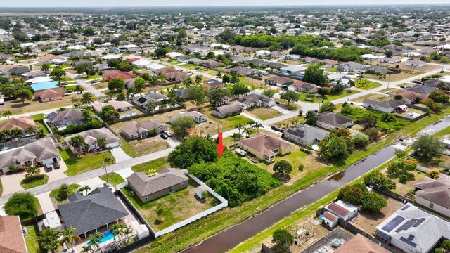 373 SW Millard Drive, Port St Lucie, FL 34953